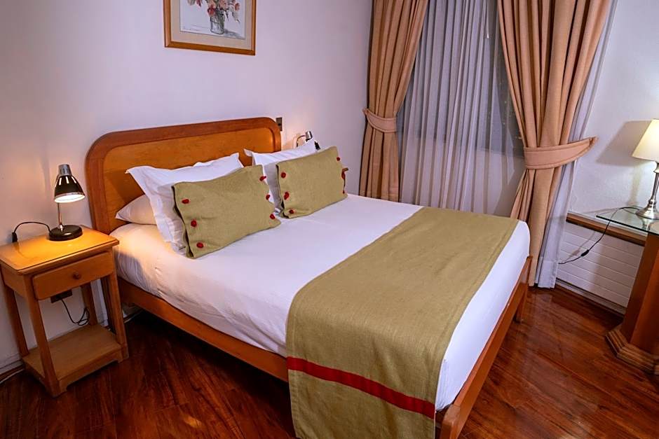 Hotel Canciller - Ex Hotel Presidente