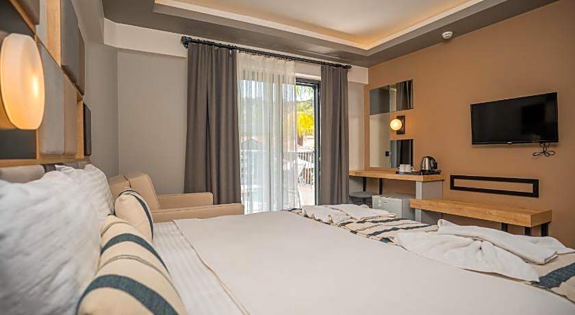 Blue Star Hotel
