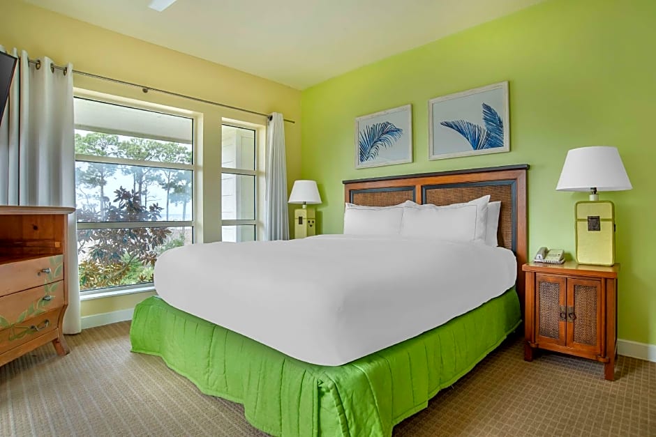 Hilton Grand Vacations Club in Sandestin Golf and Beach Resort