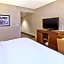 Hampton Inn By Hilton And Suites Providence/Warwick-Airport