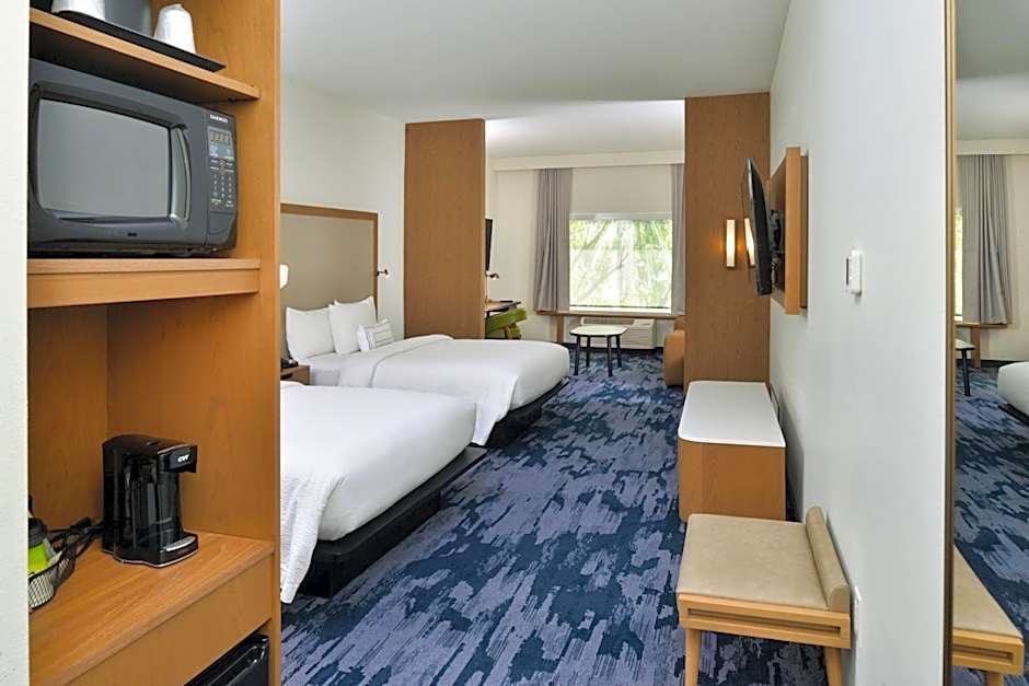 Fairfield Inn & Suites by Marriott Charlotte University Research Park