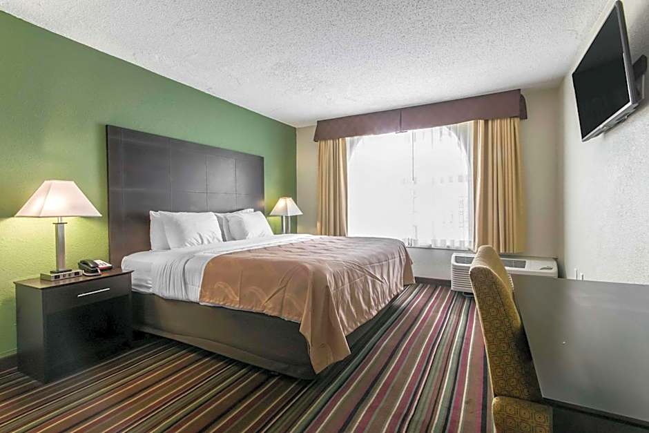 Quality Inn & Suites Horse Cave