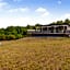 Henfields Country Retreat