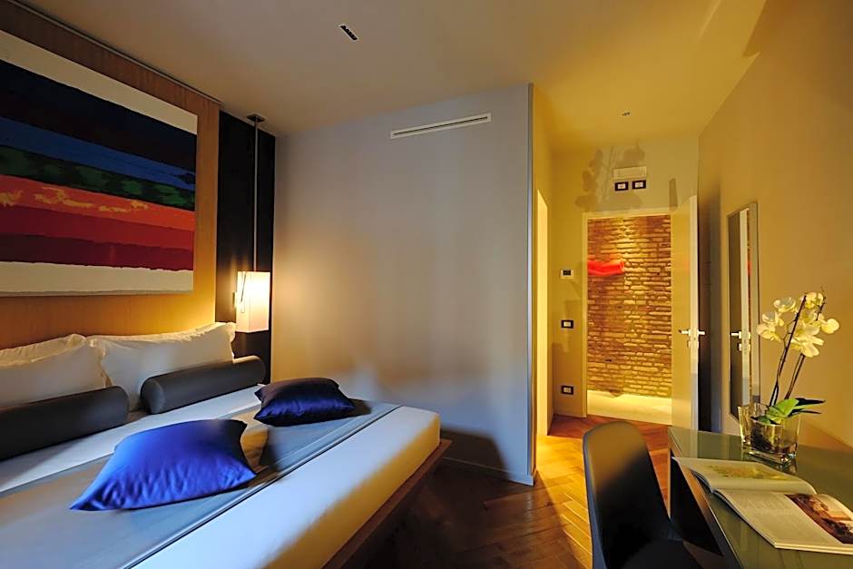 Navona Rooms
