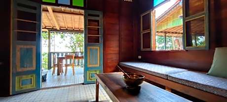 Deluxe Bungalow with Sea View