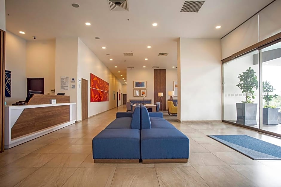 Holiday Inn Express Guadalajara Iteso By IHG