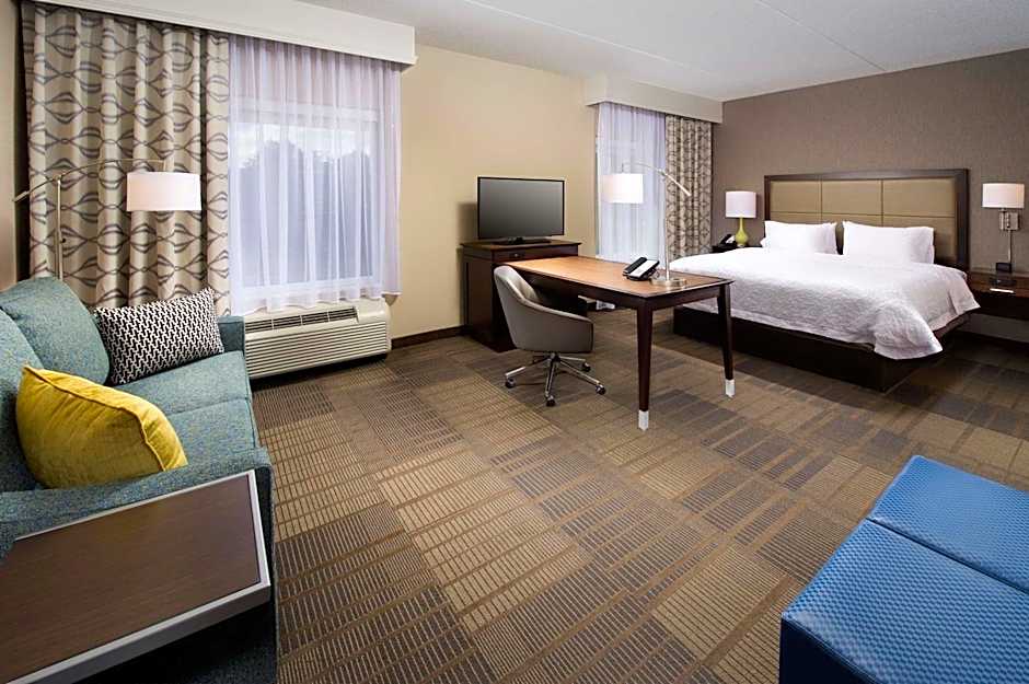 Hampton Inn By Hilton & Suites Falls Church/Seven Corners, VA