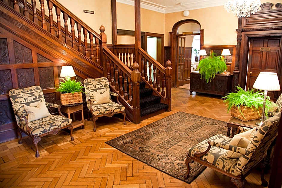 Rowton Hall Hotel and Spa