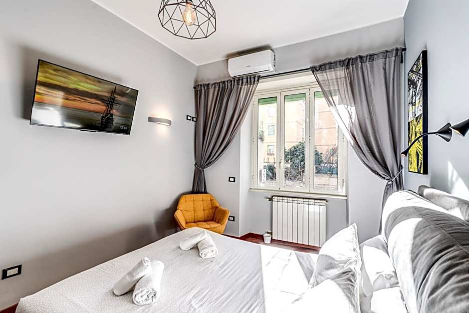 Sapphire Apartment