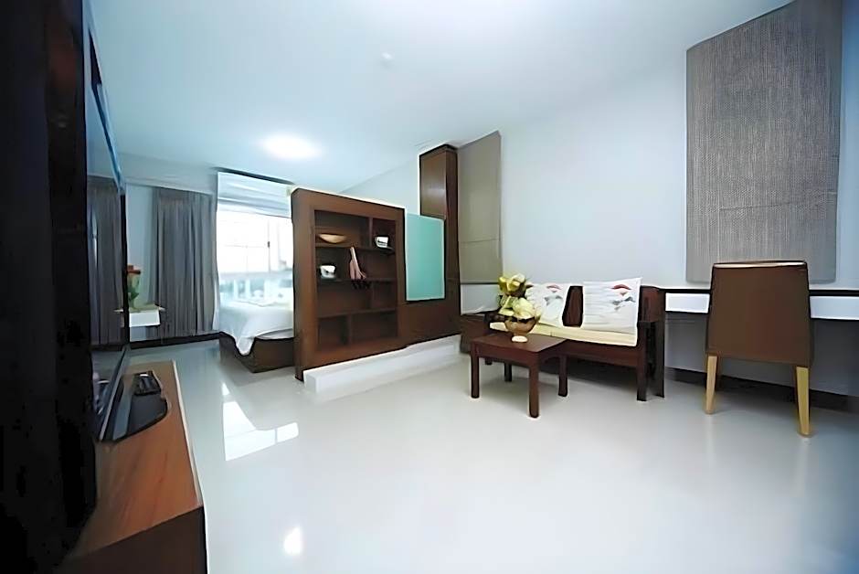 Central Place Serviced Apartment