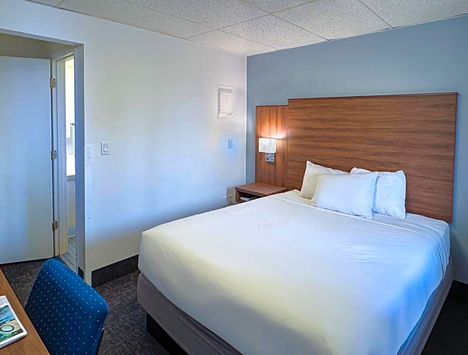 Golden North Inn