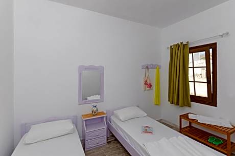 Studio Apartment (3 Adults)