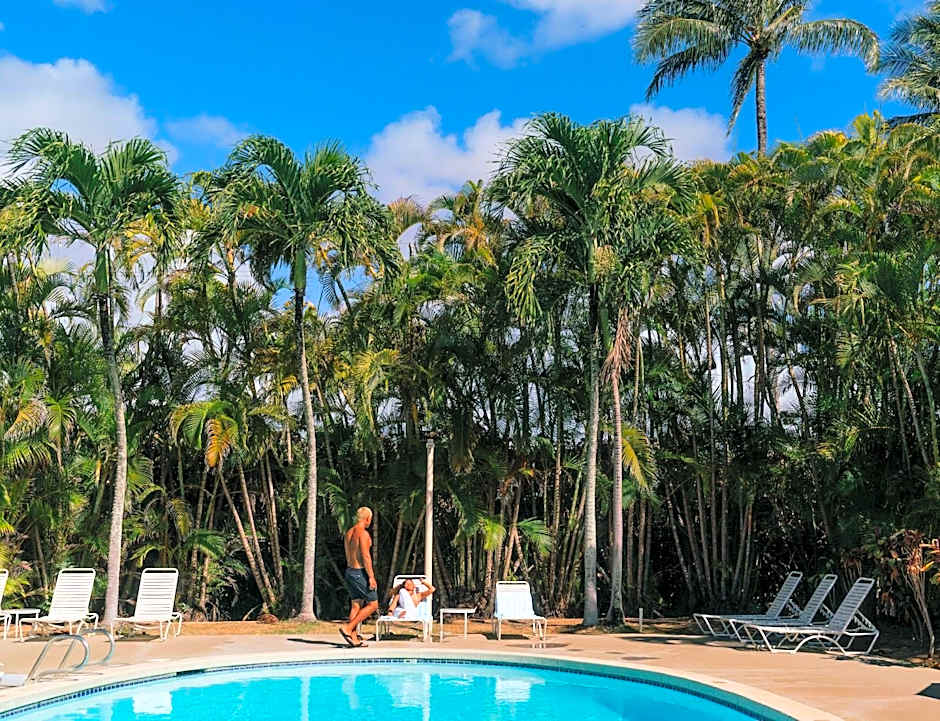 Plantation Hale Suites