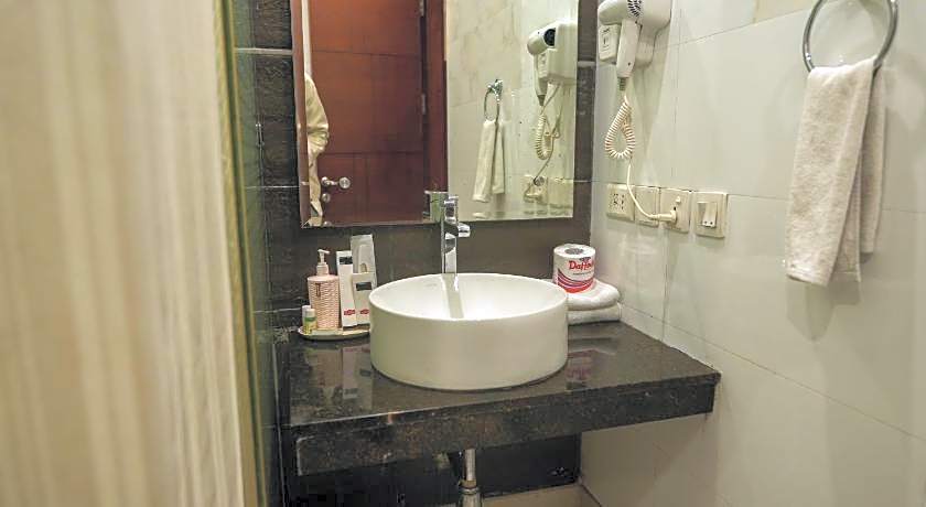 Alpina Hotels & Suites