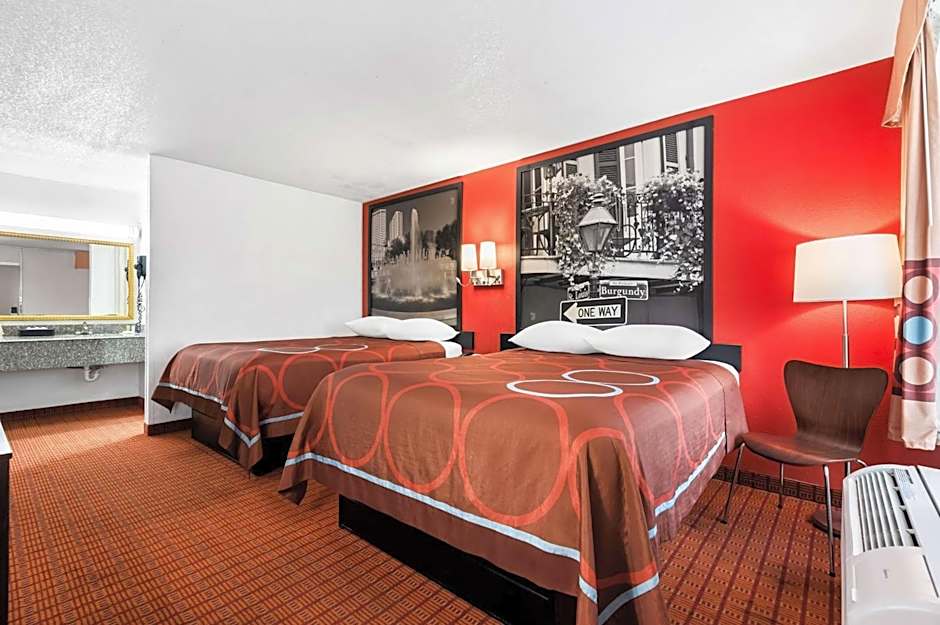 Super 8 by Wyndham Baton Rouge/I-10