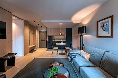 Suite with Mountain View