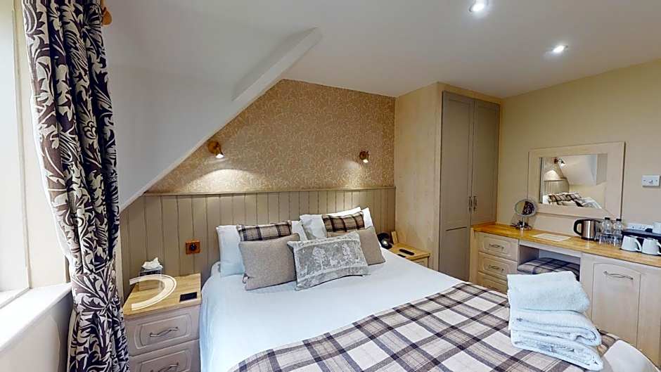 Stone House Hotel