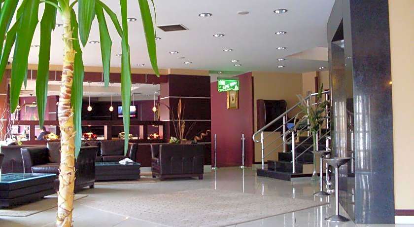Rumi Hotel