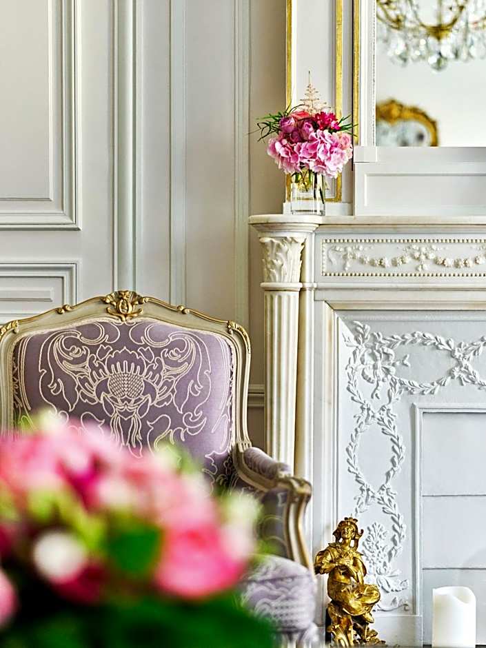 Hotel Plaza Athenee - Dorchester Collection