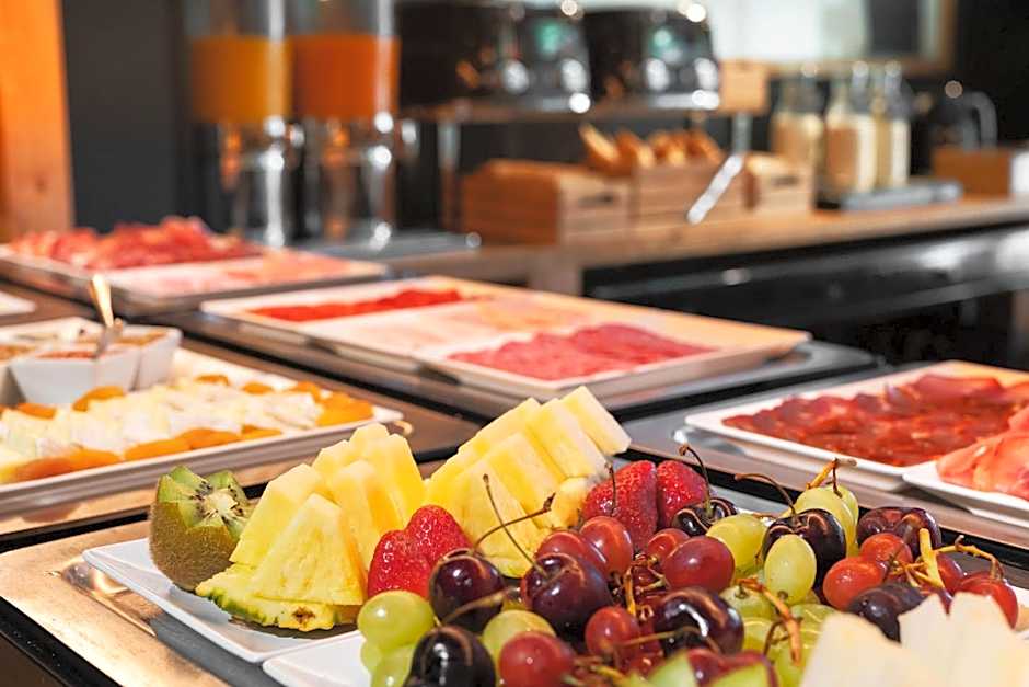 La França Travellers Adults Only