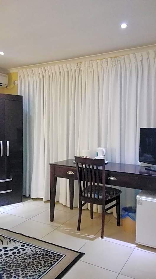 Villa Via Hotel Midrand