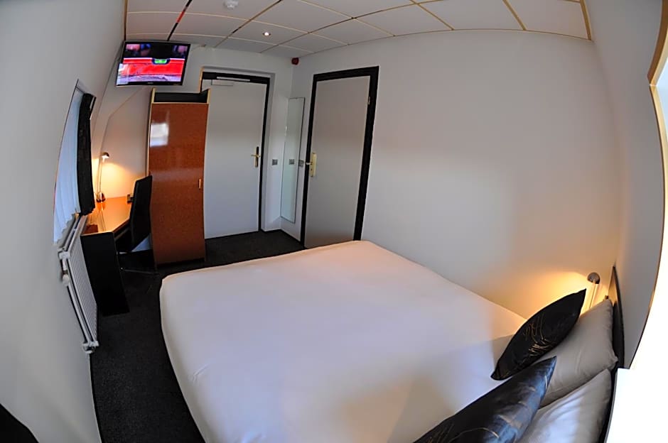 Budget Hotel Le Beau Rivage