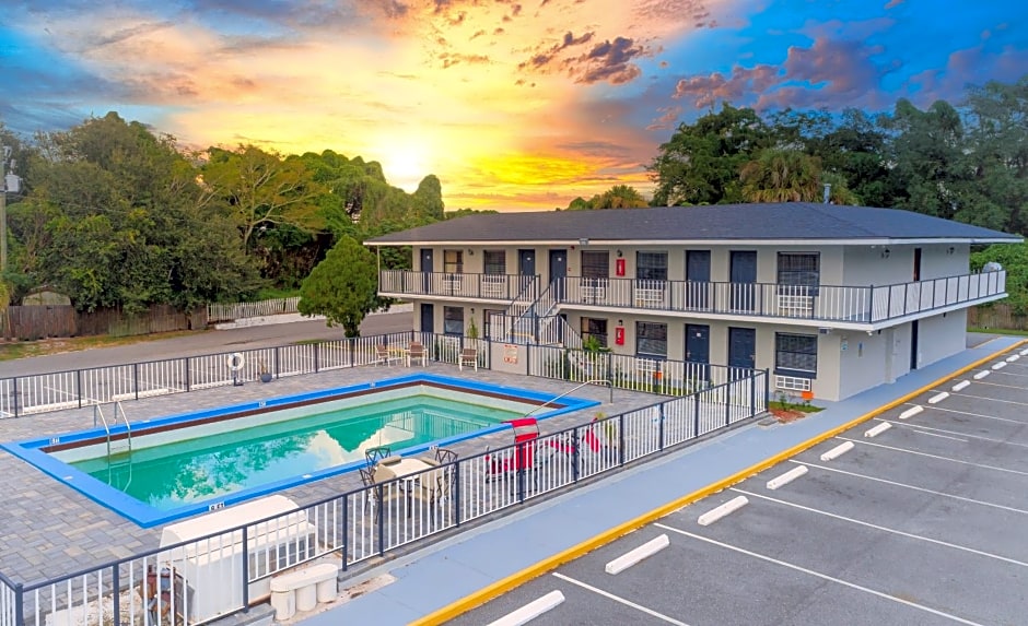 Sunshine Inn