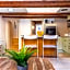 FridaysFlats, Dreamy Duplex - Stylish Beach Loft
