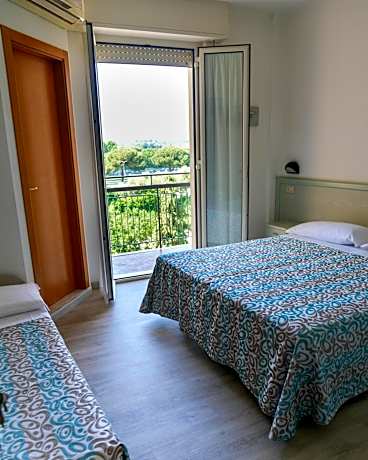 Triple Room with Balcony