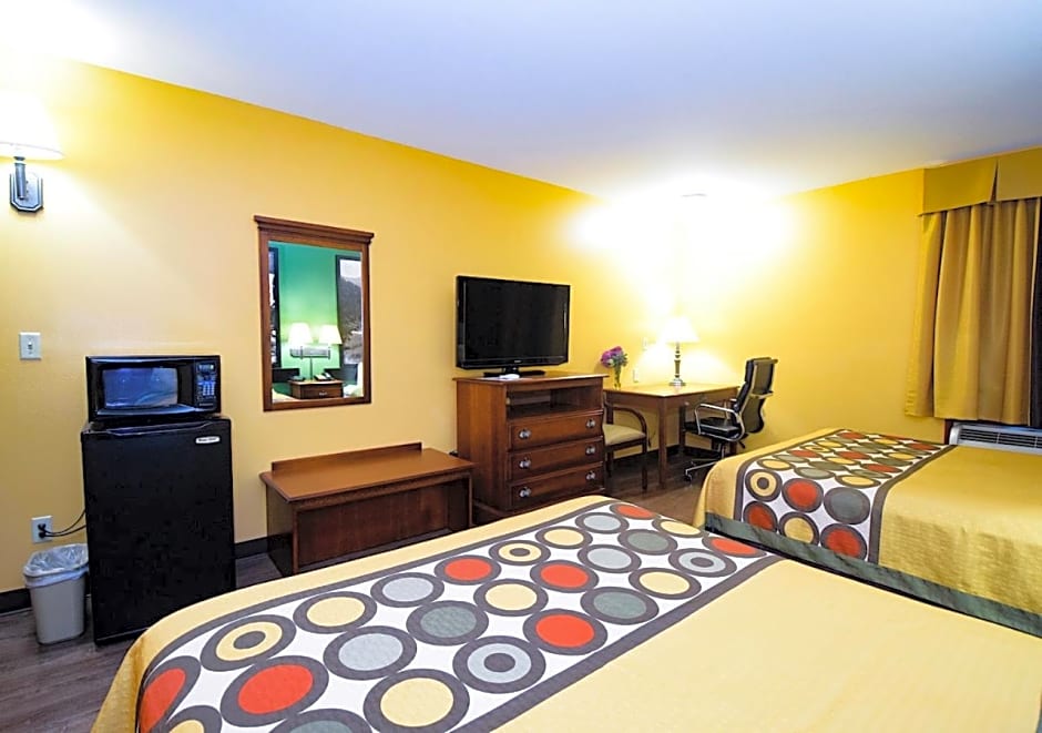 Super 8 by Wyndham Searcy AR