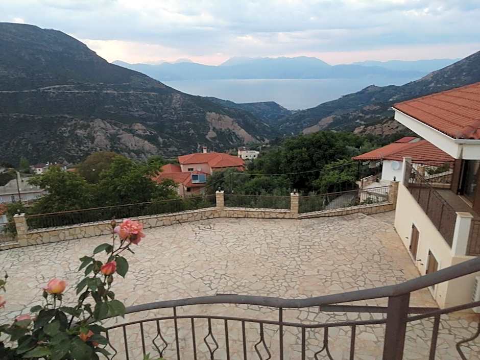 Kallisti Ξενώνας Διακοπτό-Καλάβρυτα