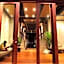 Chic Chiangkhan Hotel
