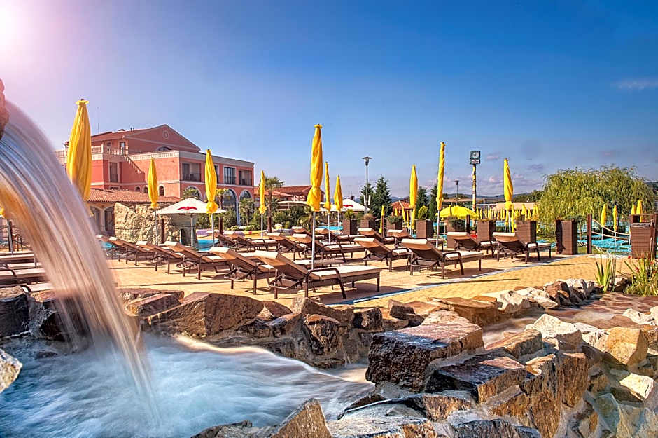 Villa Plaza Boutique Hotel & Spa