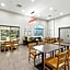 Country Inn & Suites by Radisson, Merrillville, IN