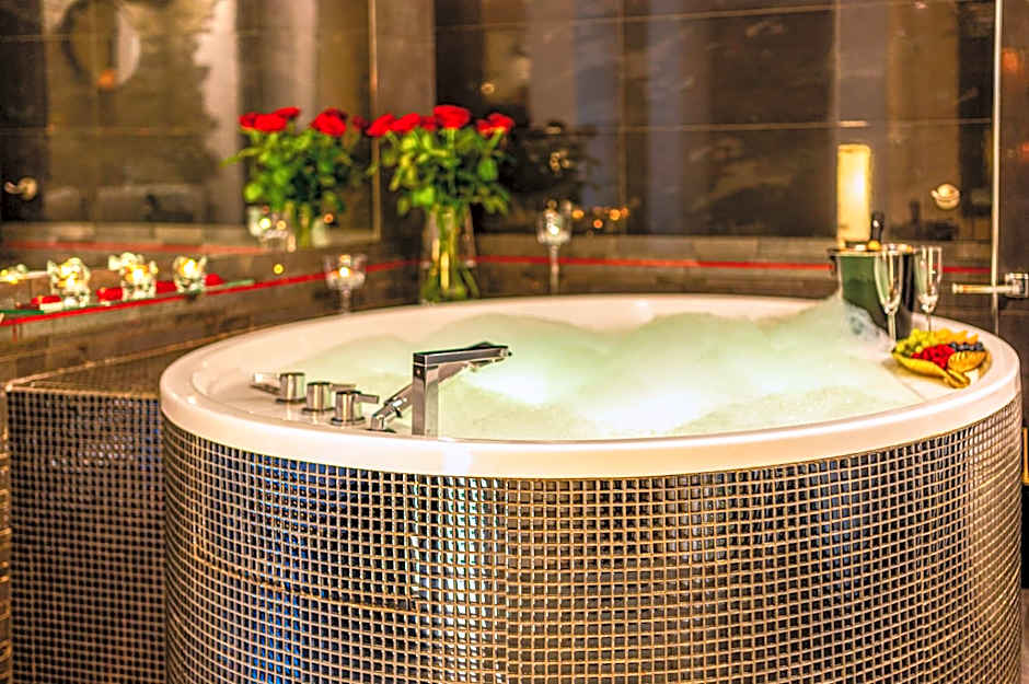 Komorowski Luxury Guest Rooms