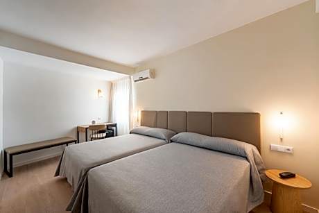Superior Double Room (2 Adults)