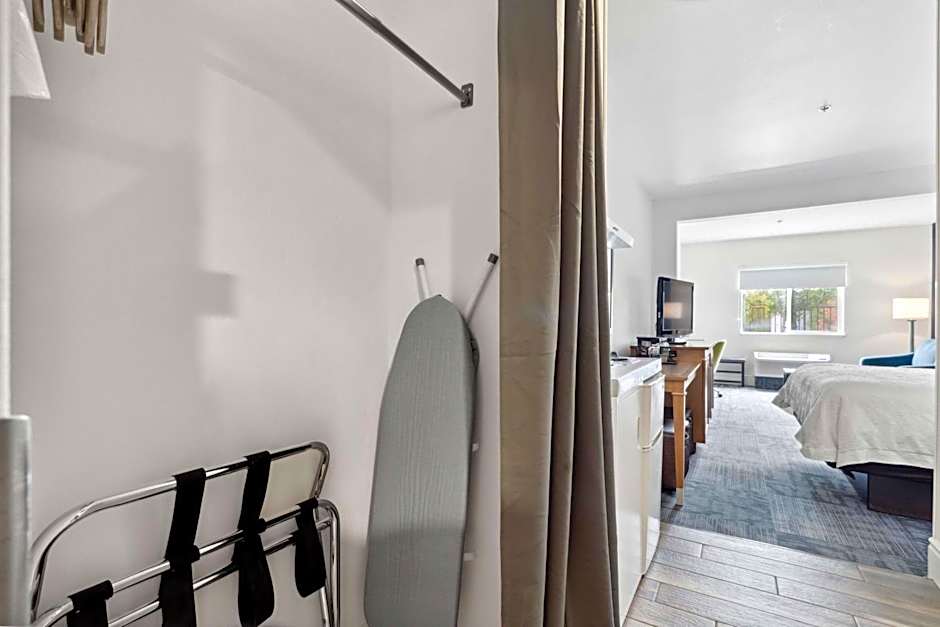 Sonesta Essential Vacaville - Napa Valley