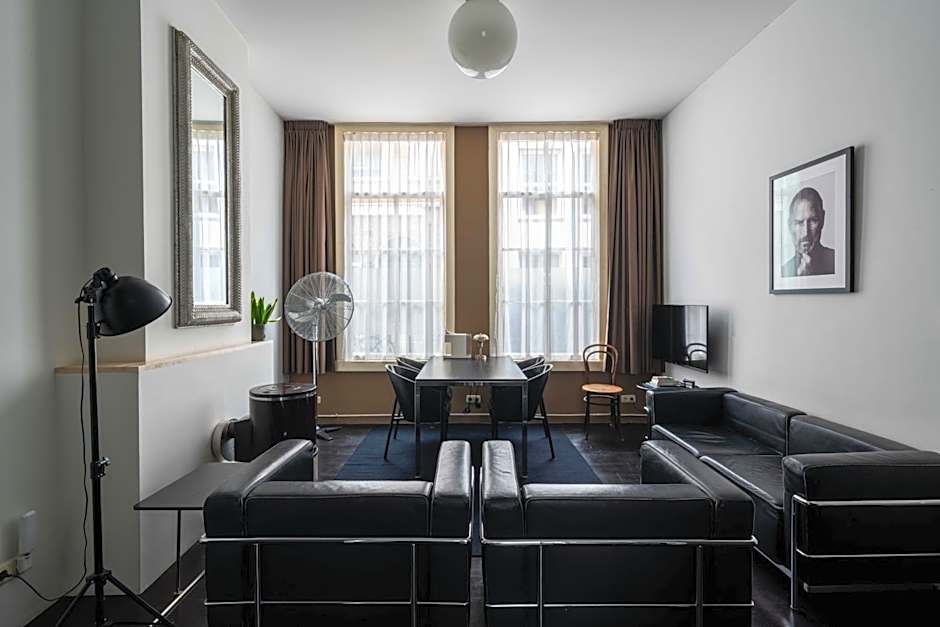 Zocher6 a monumental town house in the city center