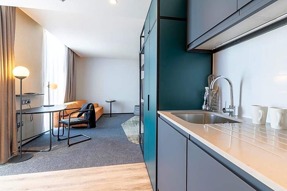 Novotel Liverpool Paddington Village