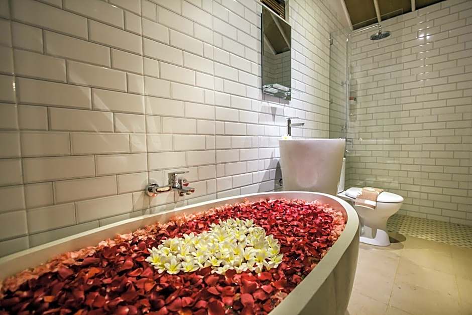 Puri Lumbung Village