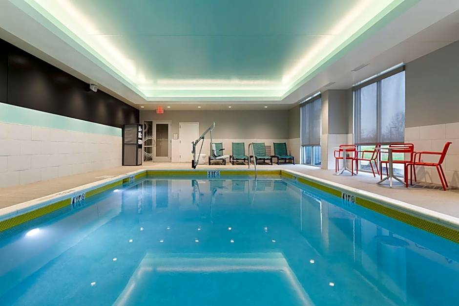 Tru by Hilton Sharonville, OH