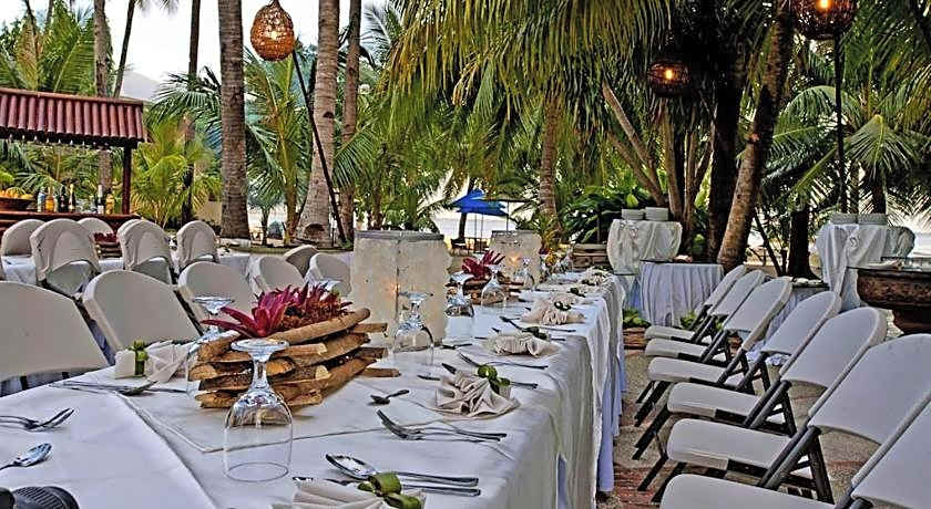 Costabella Tropical Beach Hotel