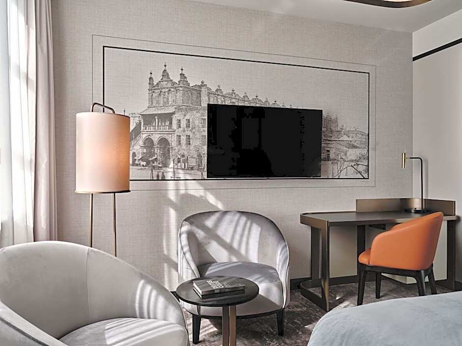 Crown Krakow - Handwritten Collection