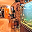 Hotel H