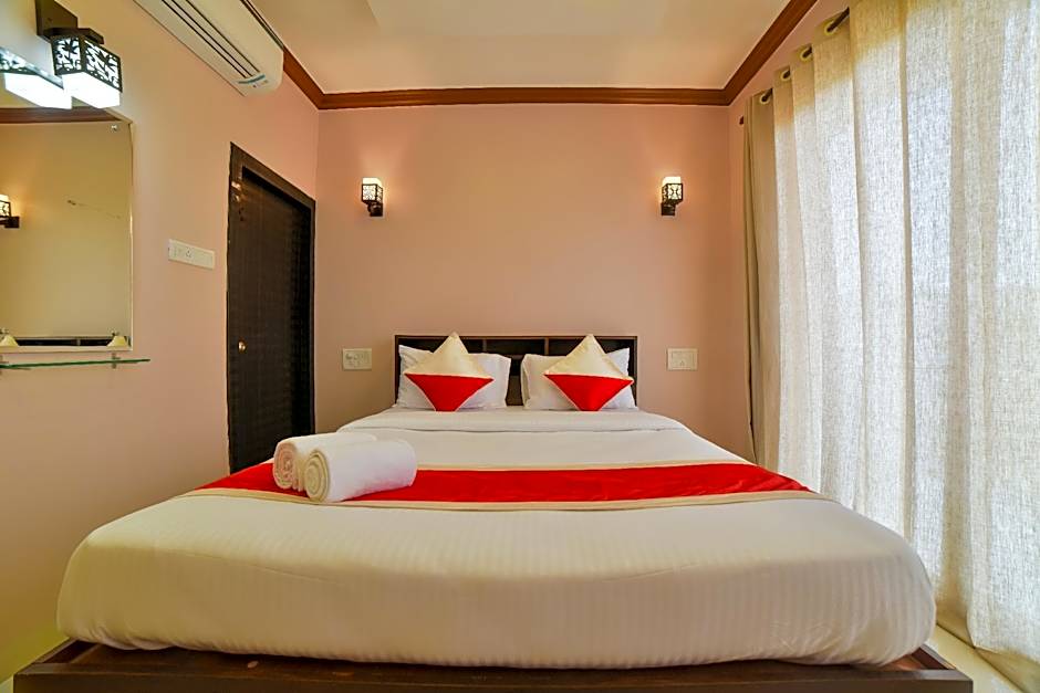 Hotel Baga HighQ - Near Baga Beach