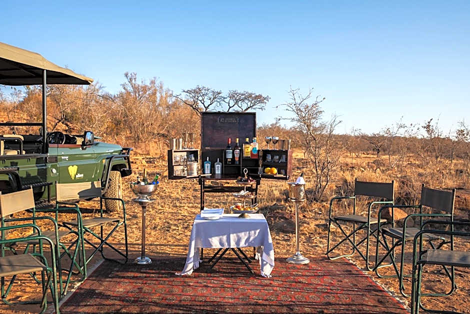 Ndlovu Safari Lodge