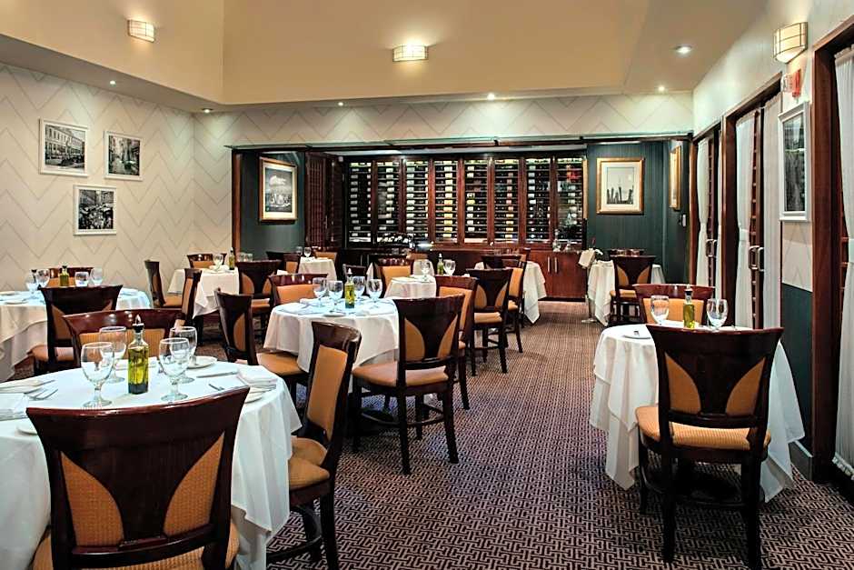 Four Points By Sheraton Manhattan Soho Village