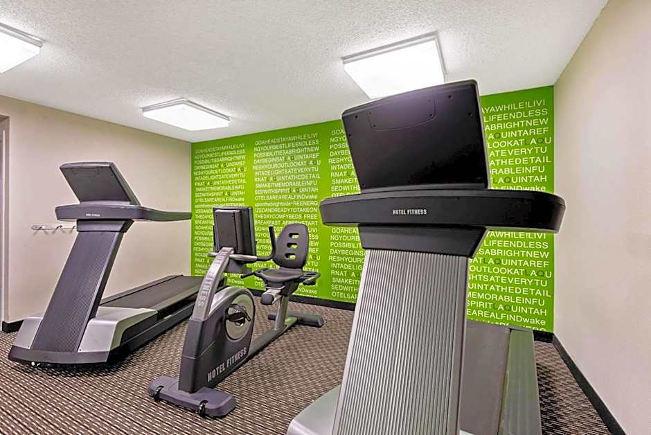 La Quinta Inn & Suites by Wyndham Harrisburg Airport Hershey