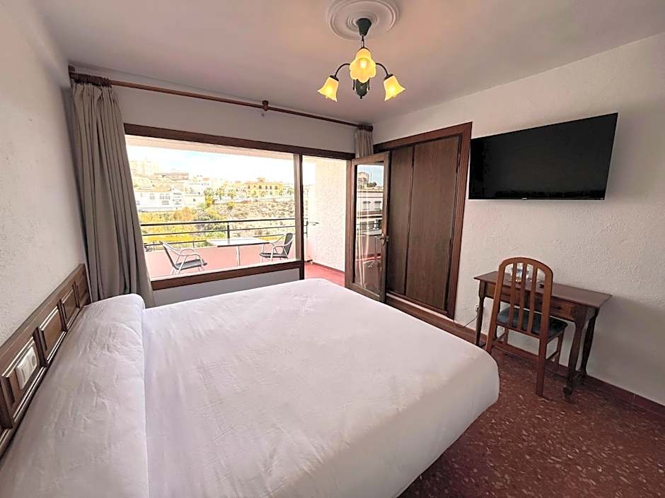 Foto 1 de 5 de Economy 1 Double Bed or 2 Beds