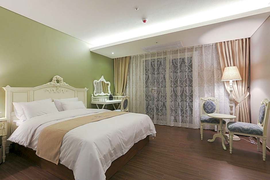 hotel gallery